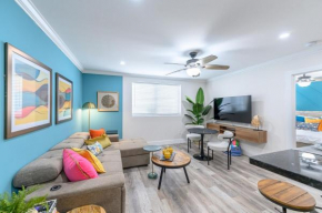 One block from beach South Beach Ocean Dr-King Bed